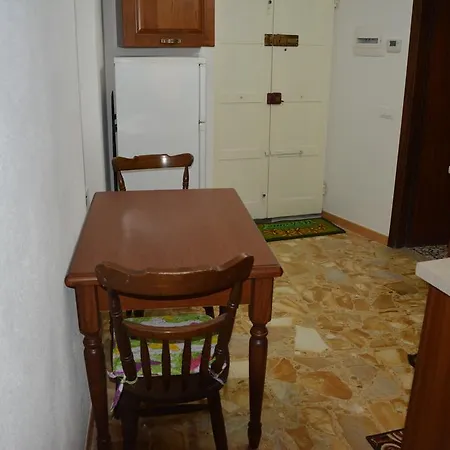 Alloggio per agriturismo Ghirlanda Norma Rita Carrodano Inferiore