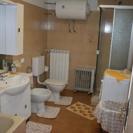 Feriegård Ghirlanda Norma Rita Carrodano Inferiore