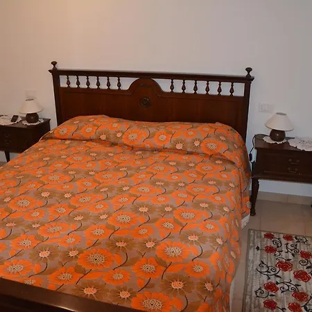 Alloggio per agriturismo Ghirlanda Norma Rita Carrodano Inferiore